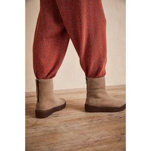 Free People x Cougar Cozy Up Shearling Fur Boots Sz 10